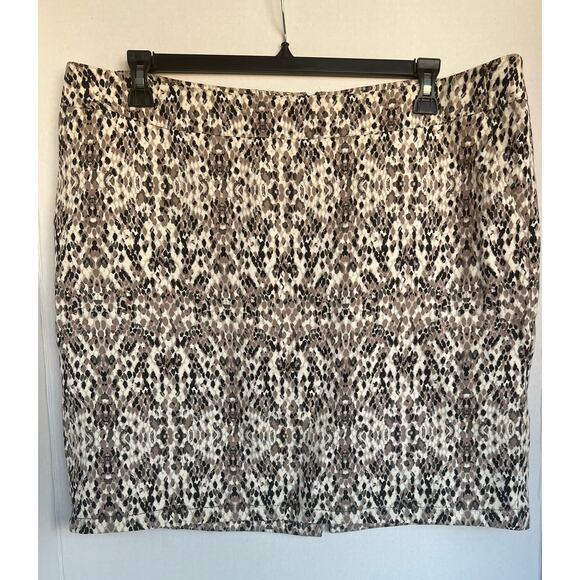 Merona Figure Flattering Stretch Black Beige and Cream Pencil Skirt Sz 18 - Picture 1 of 9